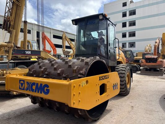 Digunakan XCMG XS202J Single Drum Road Roller Dengan Sheepfoot Dengan Harga Murah