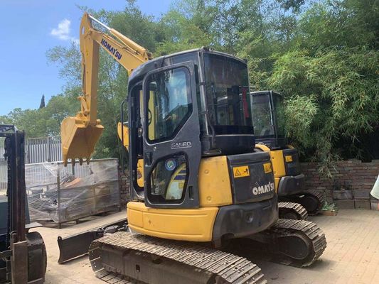 Digunakan PC50MR-2 Komatsu Mini Digger Cab tertutup Untuk Situs Konstruksi