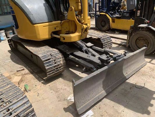 Digunakan PC50MR-2 Komatsu Mini Digger Cab tertutup Untuk Situs Konstruksi