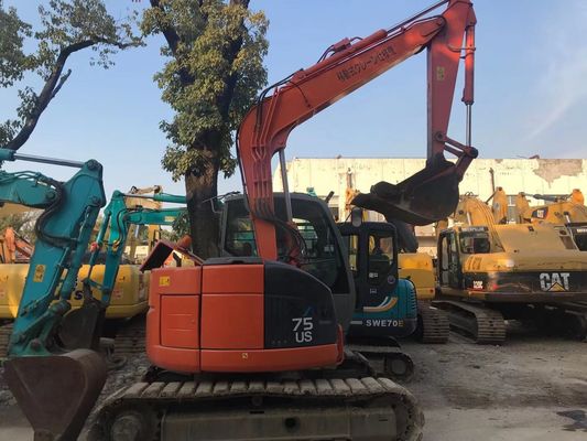 Jepang Digunakan Excavator ZX75US-3 hemat energi Hitachi Crawler Excavator