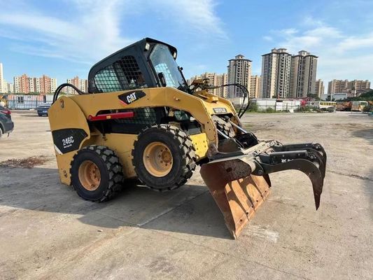 CAT 246C Warna asli digunakan Skid Steer Loader Keamanan dan Akurasi Dalam Kondisi Baik