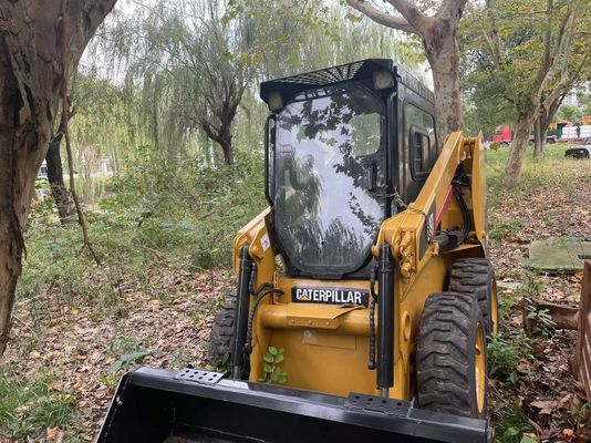 Operasi yang efisien CAT 226B Skid Steer Loader yang digunakan