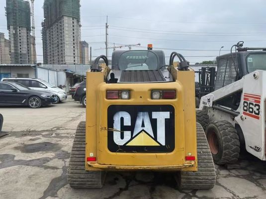 Kuat 277C digunakan Caterpillar Skid Steer Efisiensi bahan bakar dalam kondisi baik