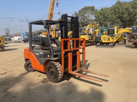 5 Ton Toyota 7FD50 Truk Forklift Bekas Mudah Operasi Truk Forklift Bekas