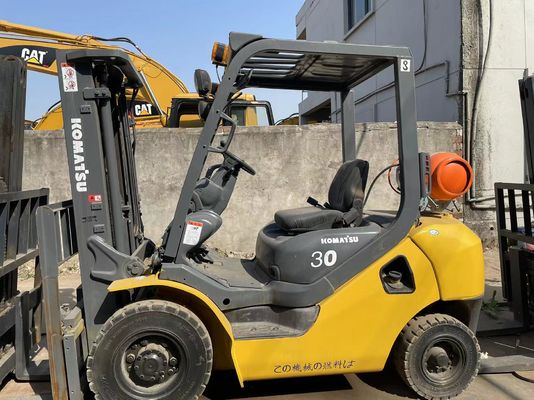 Digunakan Komatsu 3 Ton Gas Forklift Kondisi Baik Digunakan 3 Ton Forklift