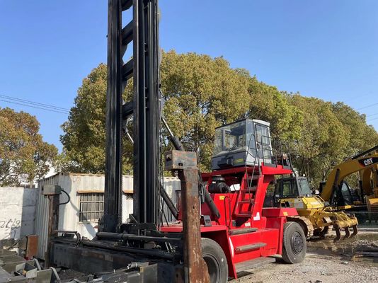 2018 Tahun Kalamr DCE80-45E7 Truk forklift bekas Efisiensi bahan bakar Kecepatan tinggi