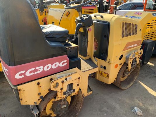 Digunakan CC300G Dynapac Double Drum Roller Kondisi baik Operasi stabil