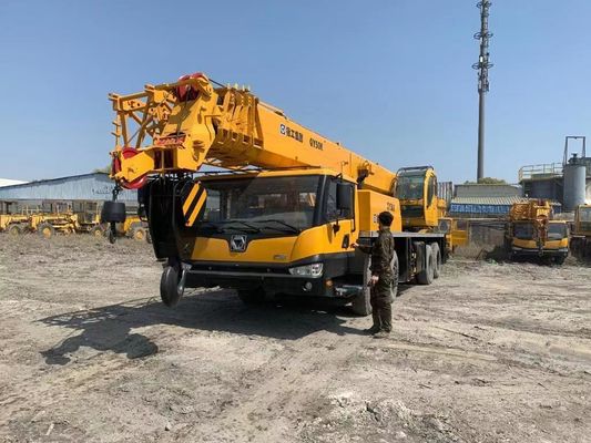 XCMG QY50K-II 50 Ton Truk bekas Crane Kapasitas tinggi Truk boom bekas