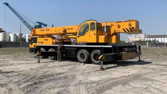 XCMG QY50K-II 50 Ton Truk bekas Crane Kapasitas tinggi Truk boom bekas
