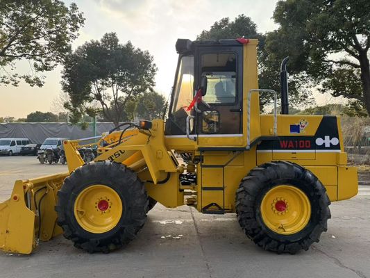 Komatsu WA100-1 Mesin Pengisi Roda Asli Jepang Bekerja di Taman