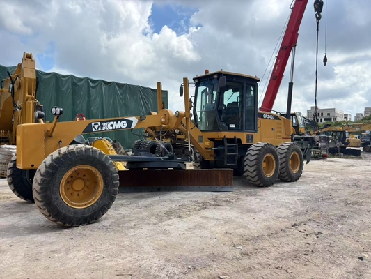Kondisi Sangat Baik Bekas XCMG GR2403 Motor Grader Dengan Hydraulic Ripper Dijual