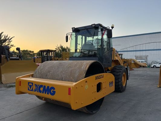 Digunakan XCMG XS223J Single Drum Compactor Mudah Operasi Dan Kondisi Baik