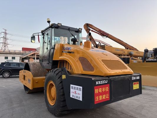 Digunakan XCMG XS223J Single Drum Compactor Mudah Operasi Dan Kondisi Baik