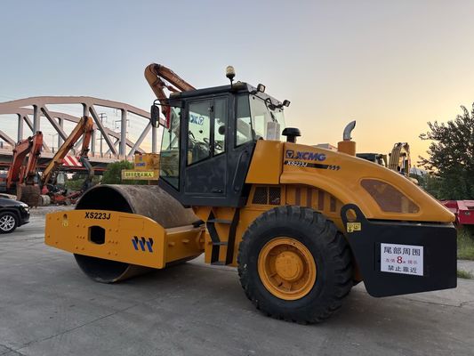 Digunakan XCMG XS223J Single Drum Compactor Mudah Operasi Dan Kondisi Baik