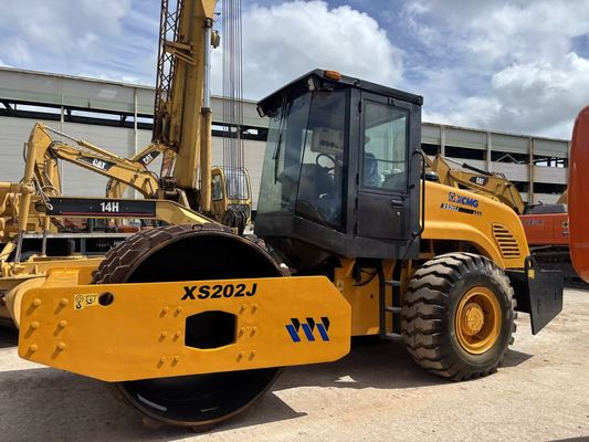 Digunakan XCMG XS202J Single Drum Road Roller Dengan Sheepfoot Dengan Harga Murah