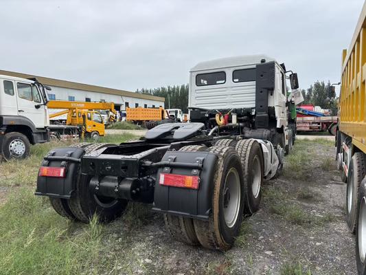 Truk Kepala SHACMAN F3000 6*4 Bekas Tahun 2022 Dalam Kondisi Sangat Baik