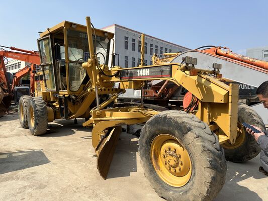 Warna Asli yang Digunakan CAT 140H Motor Grader Dalam Kondisi Sangat Baik