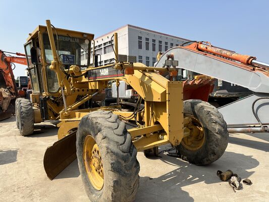 Warna Asli yang Digunakan CAT 140H Motor Grader Dalam Kondisi Sangat Baik